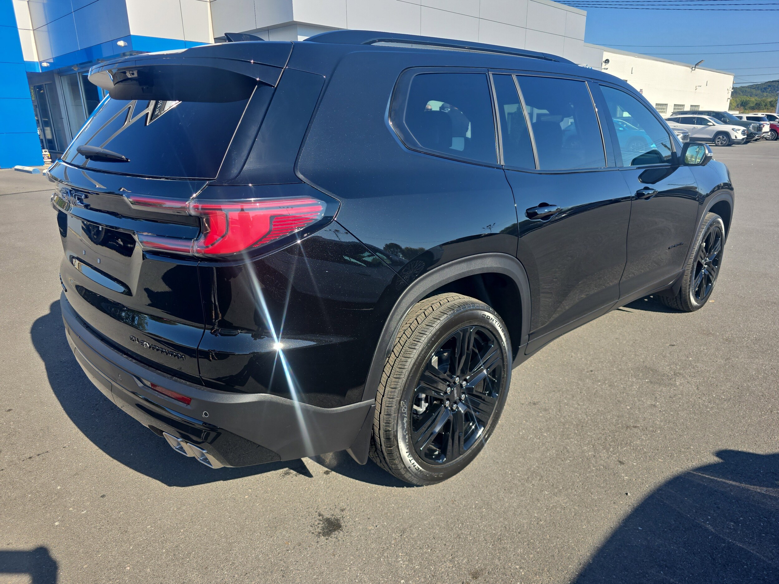 2026 Gmc Acadia Elevation photo 3