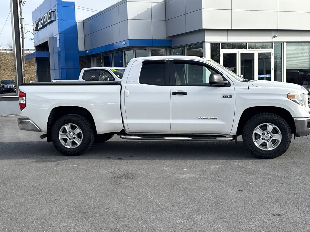 Used 2015 Toyota Tundra 4WD Truck SR5 5.7L V8 Truck Double Cab