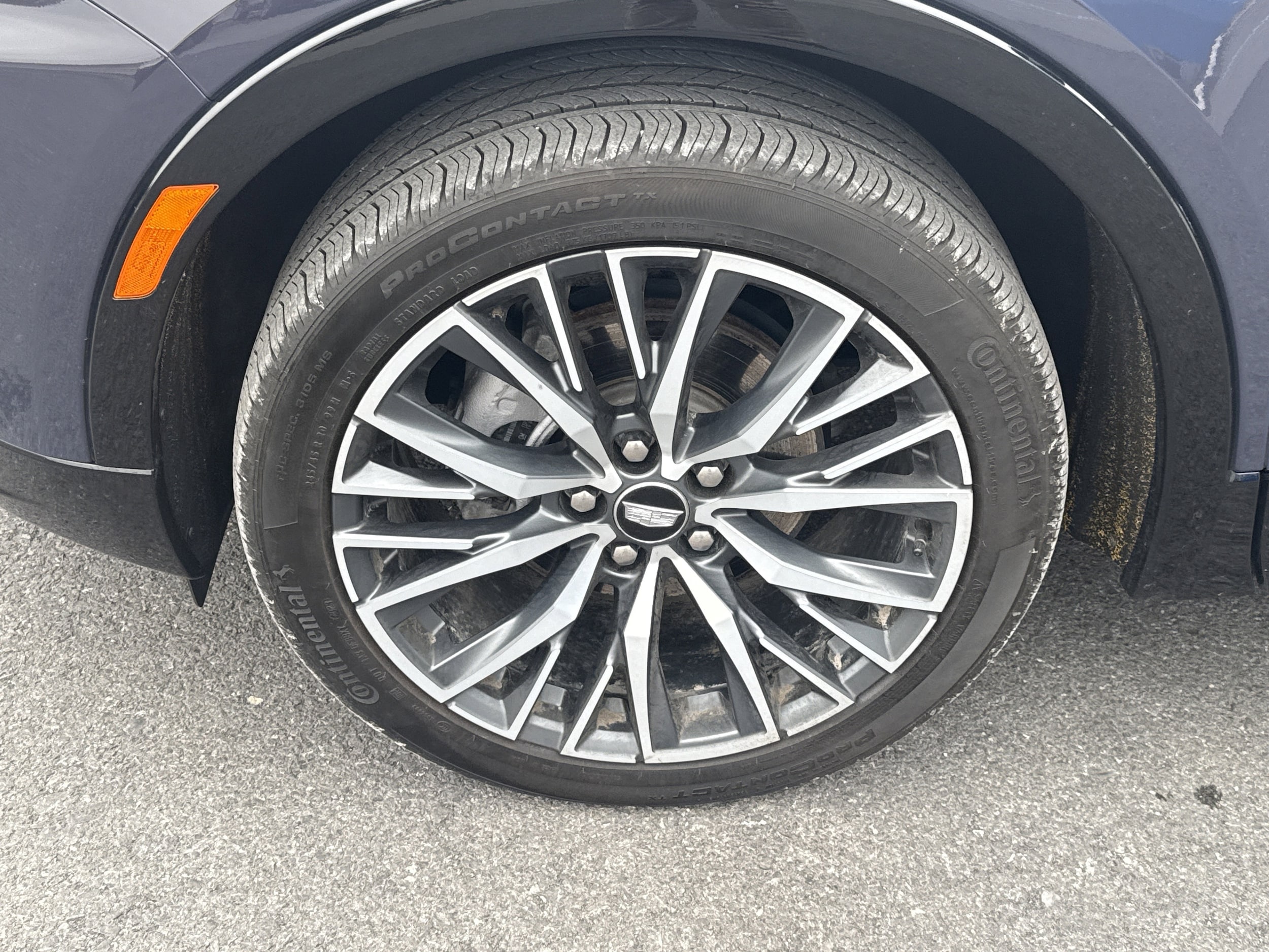 2024 Cadillac XT4 Sport - Photo 10