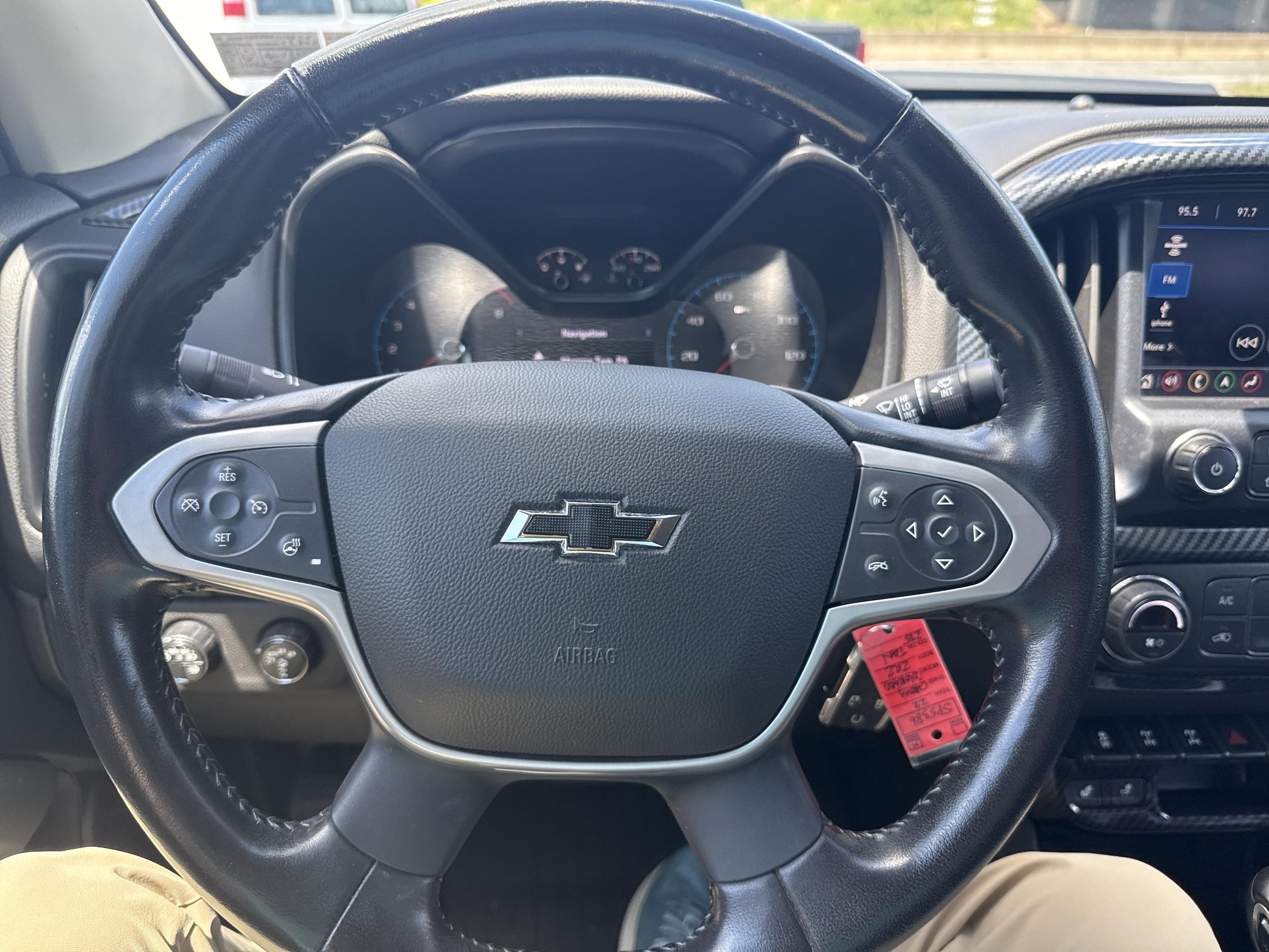 2022 Chevrolet Colorado ZR2 - Photo 18