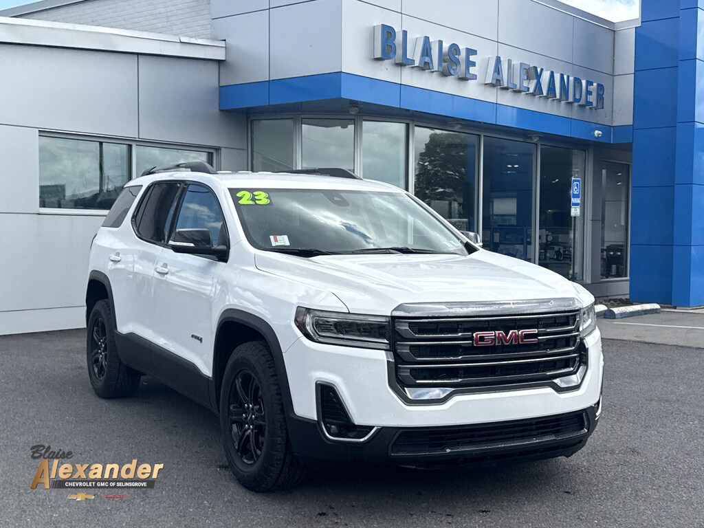 Used 2023 GMC Acadia AT4 SUV