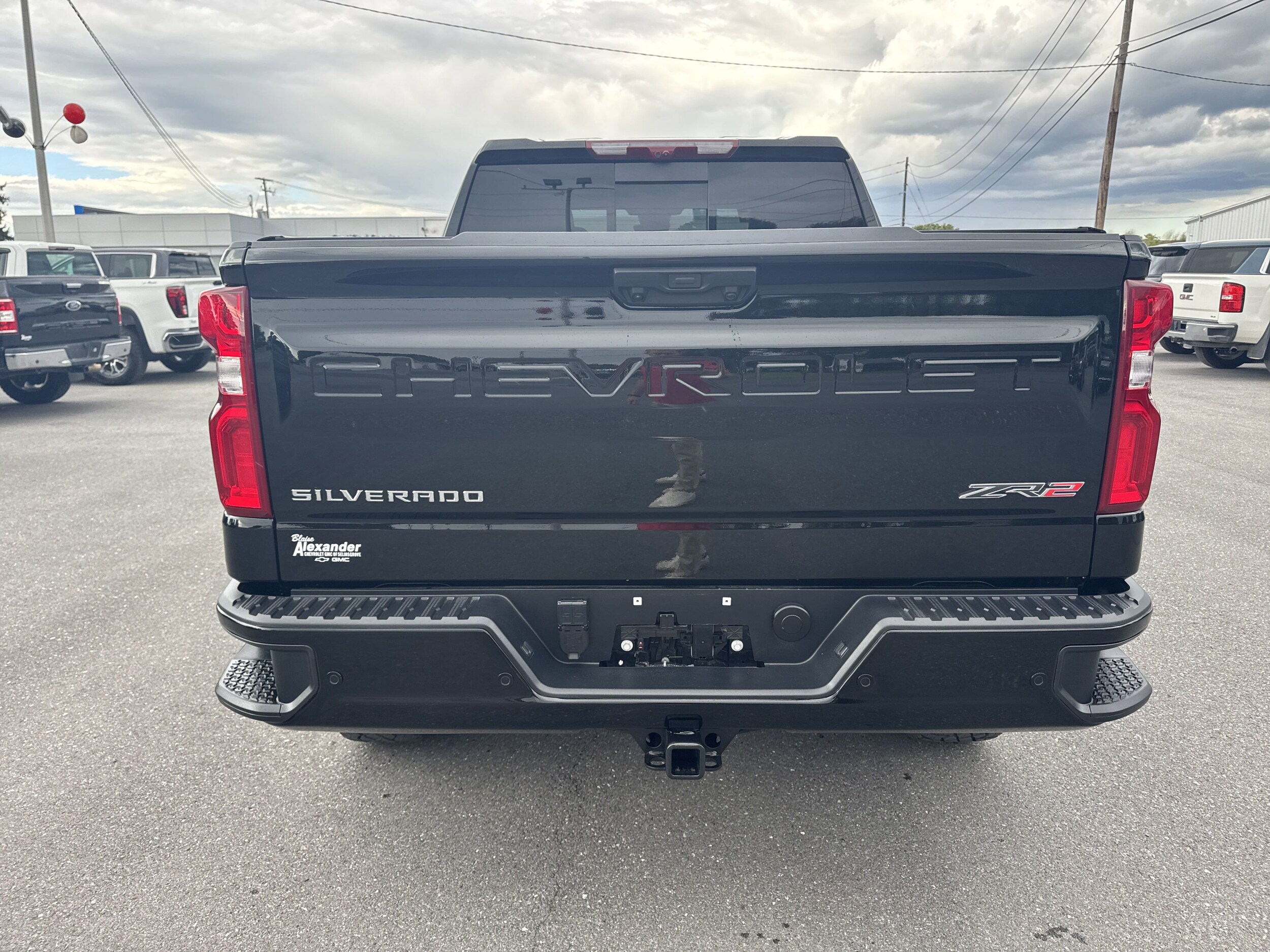 2025 Chevrolet Silverado 1500 ZR2 photo 3