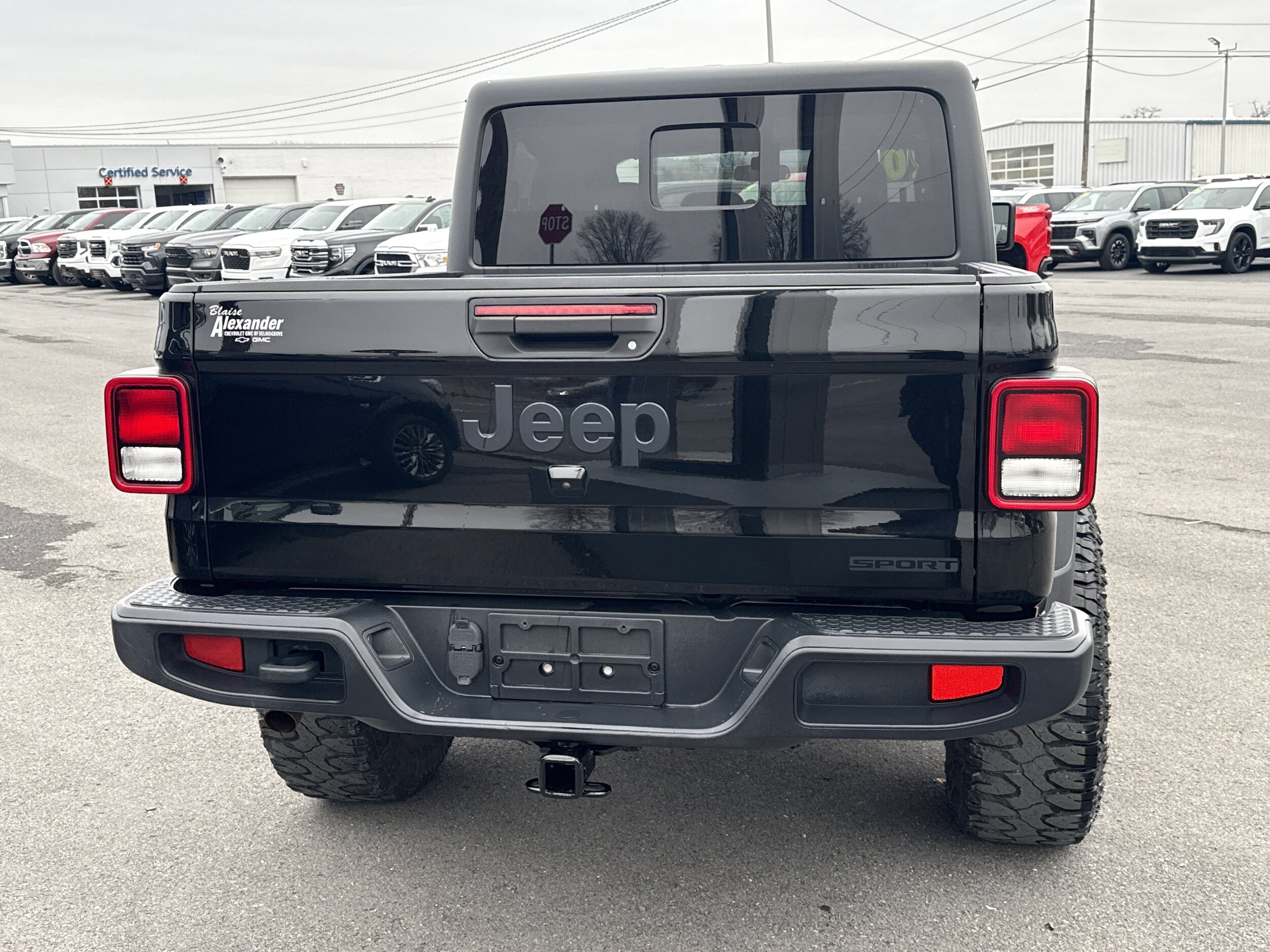 2020 Jeep Gladiator Sport S photo 4