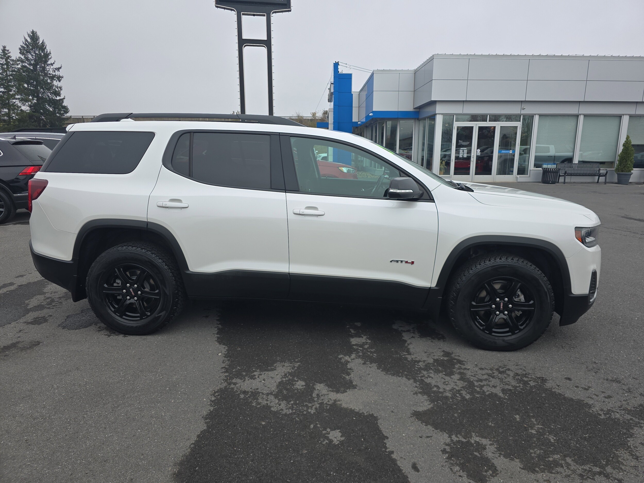 2021 Gmc Acadia AT4 photo 2