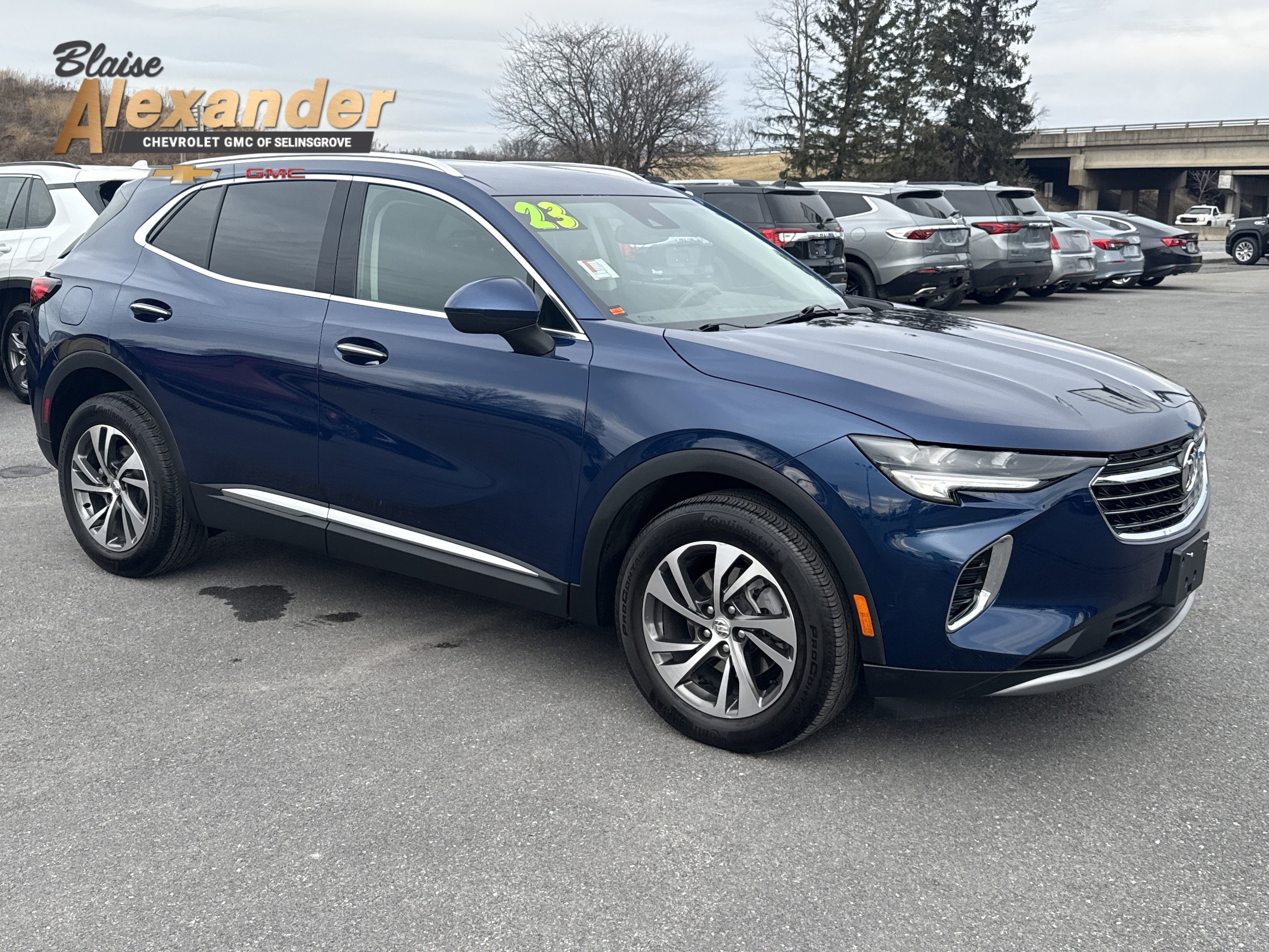 2023 Buick Envision Essence's photo