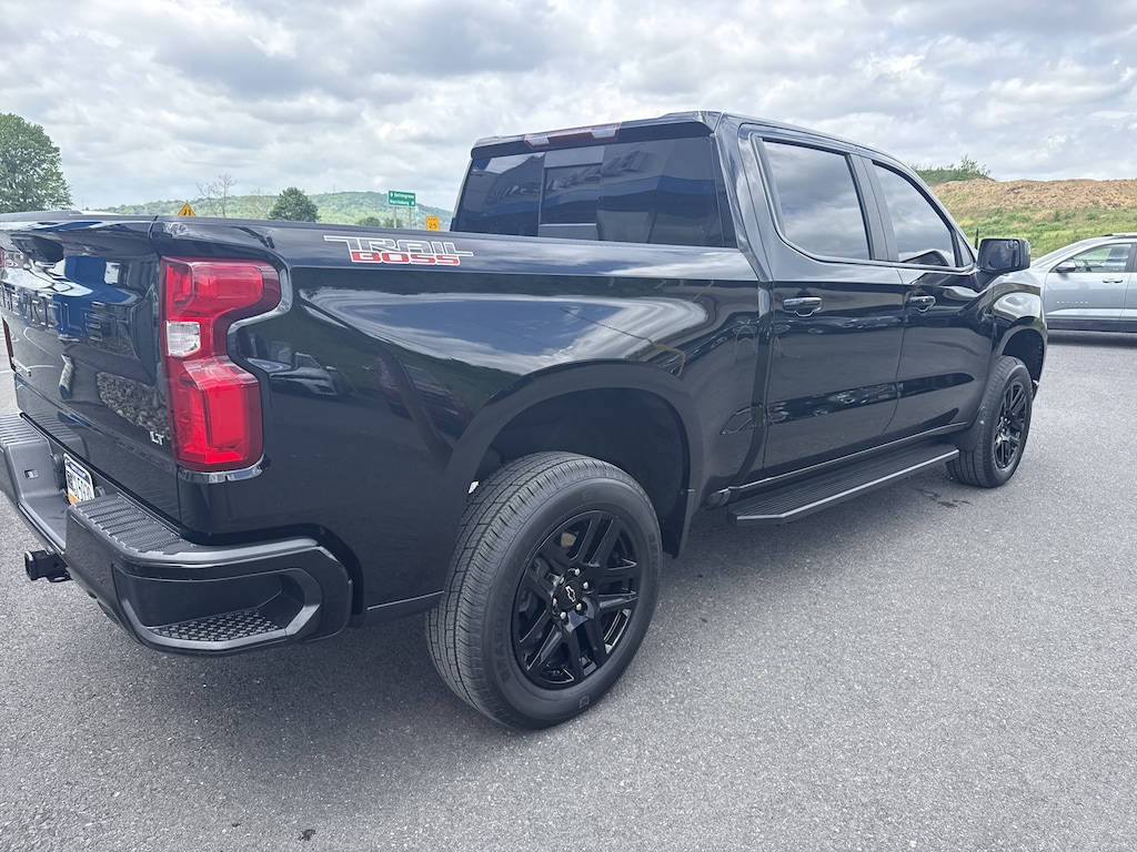 Used 2024 Chevrolet Silverado 1500 LT Trail Boss Truck Crew Cab