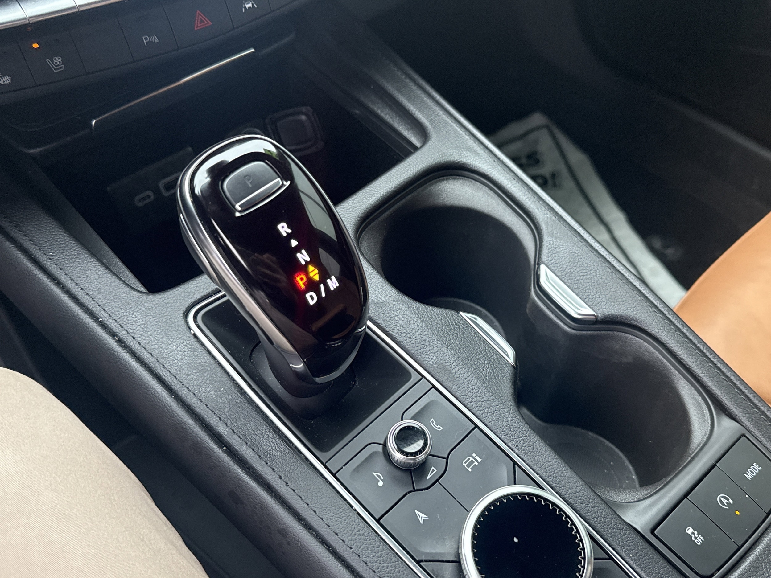 2024 Cadillac XT4 Sport - Photo 24