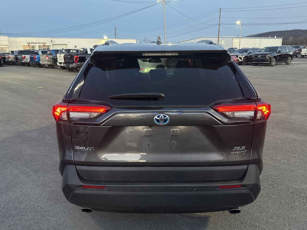 Used 2024 Toyota RAV4 XLE SUV