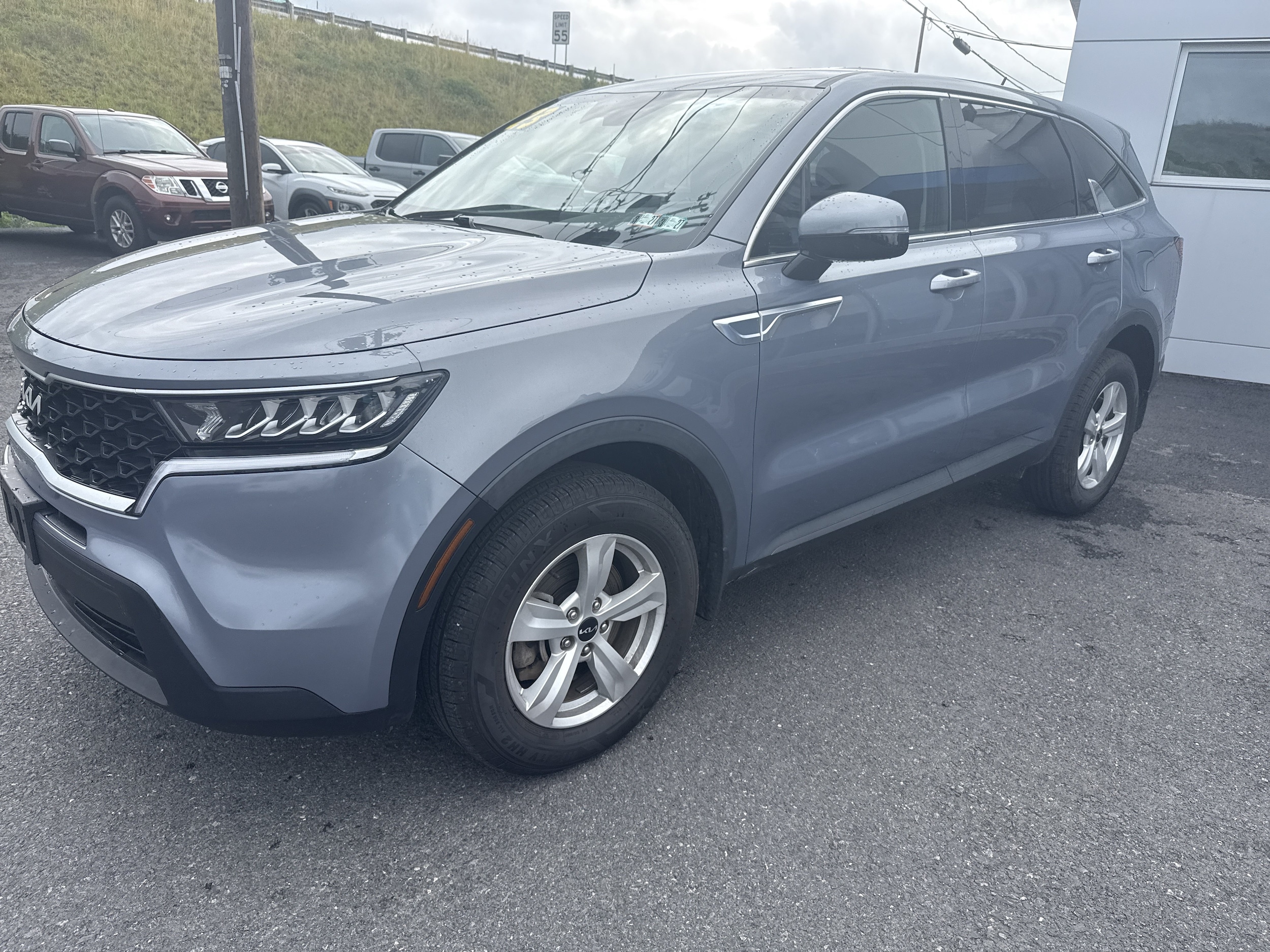 2023 Kia Sorento LX - Photo 7