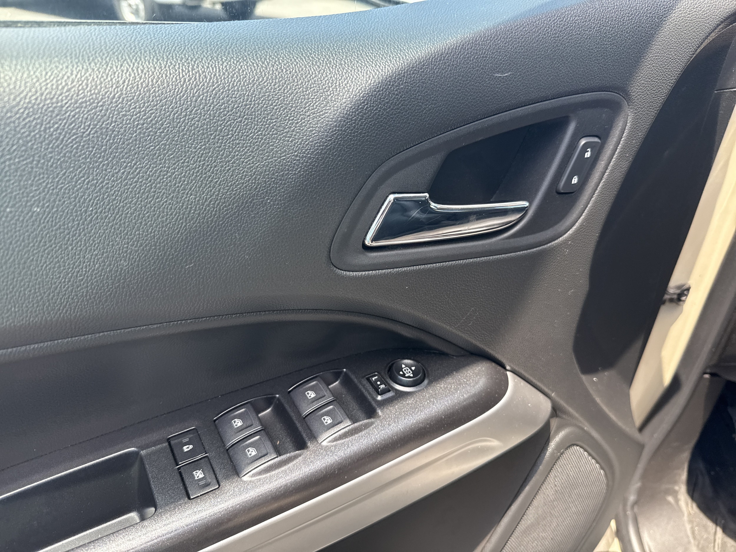 2022 Chevrolet Colorado ZR2 - Photo 17