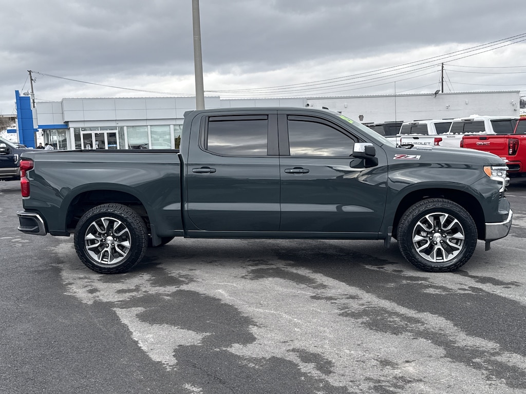 Used 2025 Chevrolet Silverado 1500 LT w/1LT Truck Crew Cab