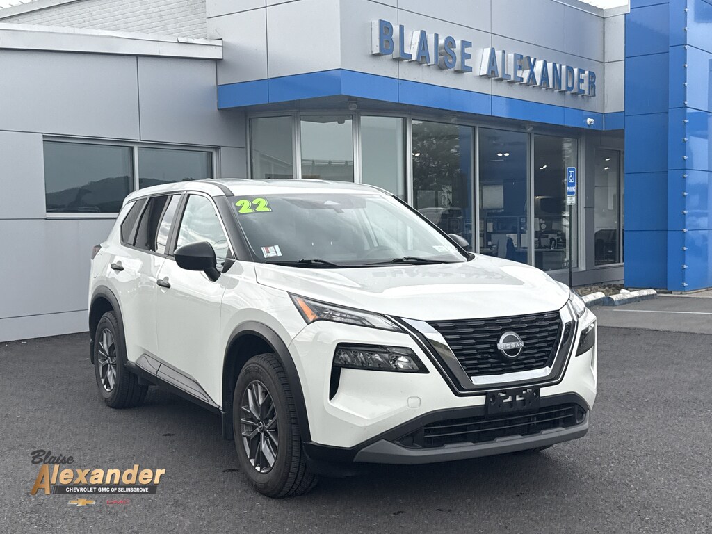Used 2022 Nissan Rogue S SUV