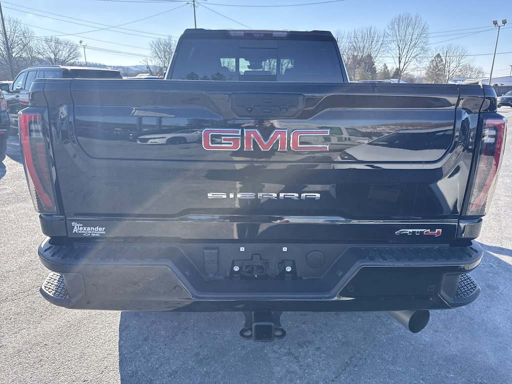 Used 2024 GMC Sierra 2500HD AT4 Truck Crew Cab