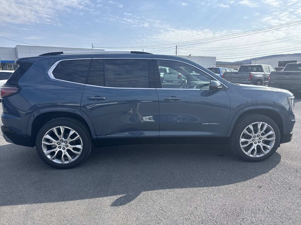 New 2026 GMC Acadia AWD Denali SUV