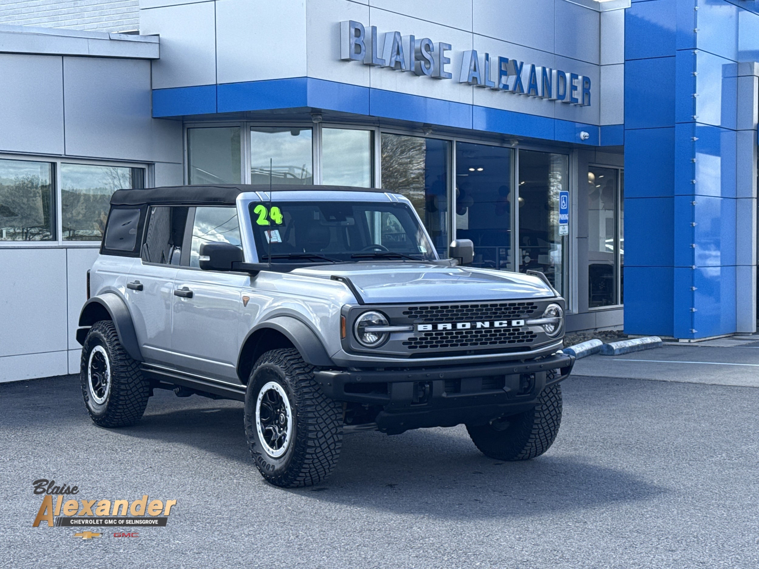 2024 Ford Bronco 4-Door