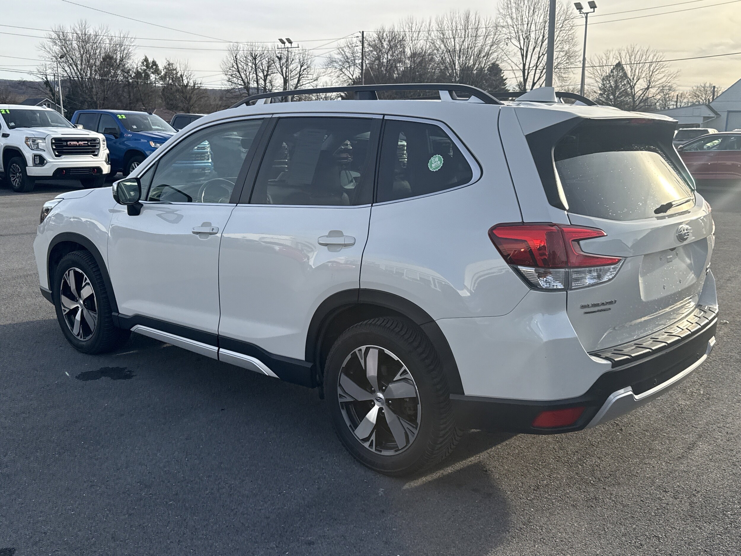 2020 Subaru Forester Touring photo 2
