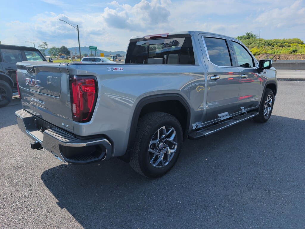 New 2026 GMC Sierra 1500 SLT Truck Crew Cab