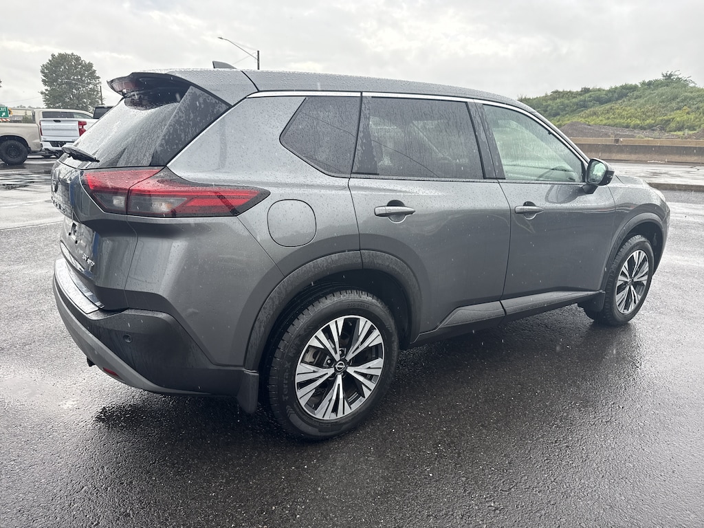 Used 2022 Nissan Rogue SV SUV