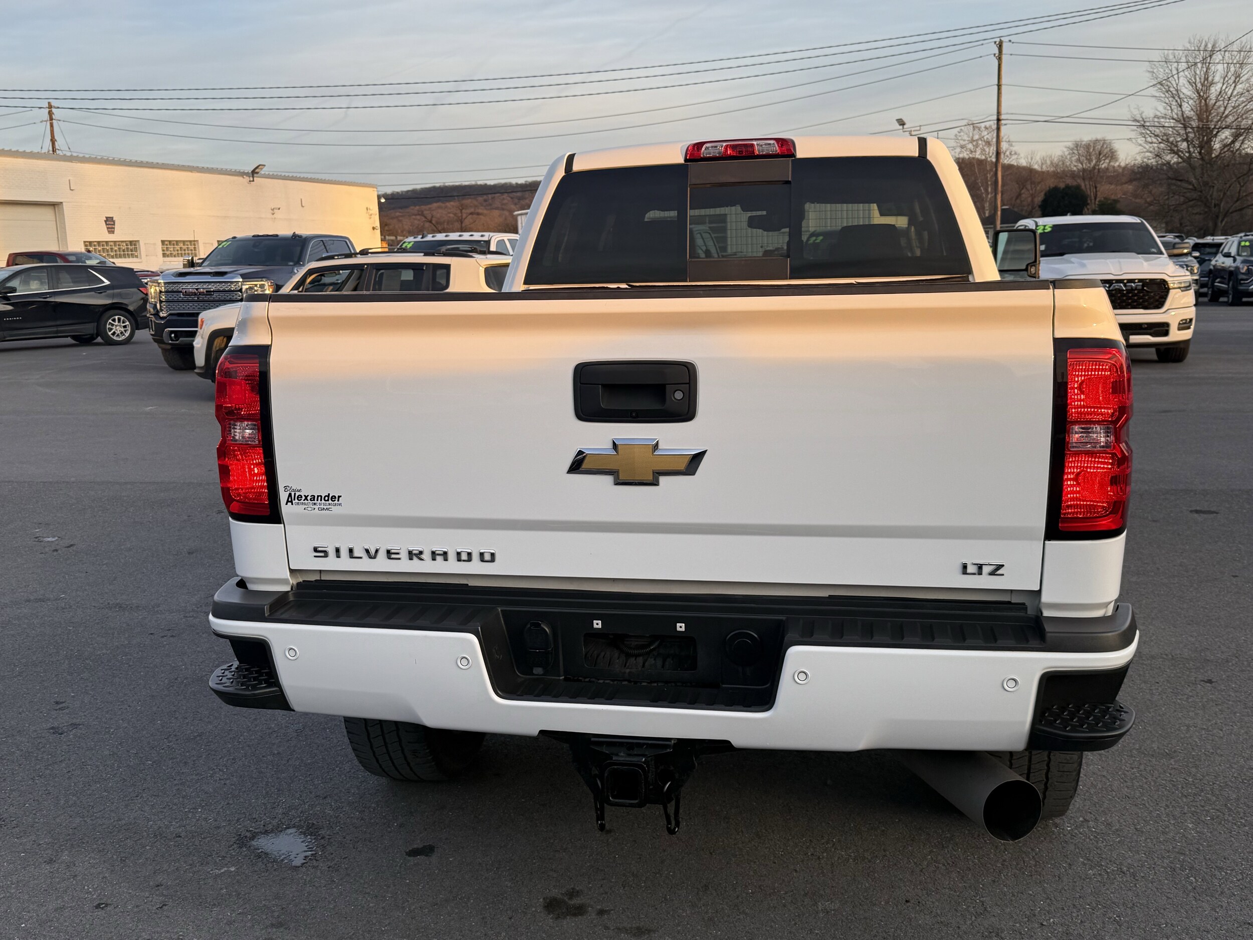 2018 Chevrolet Silverado 2500HD LTZ photo 4