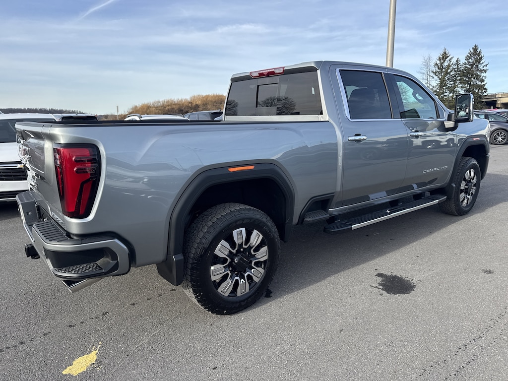 New 2026 GMC Sierra 2500 HD Denali Truck Crew Cab