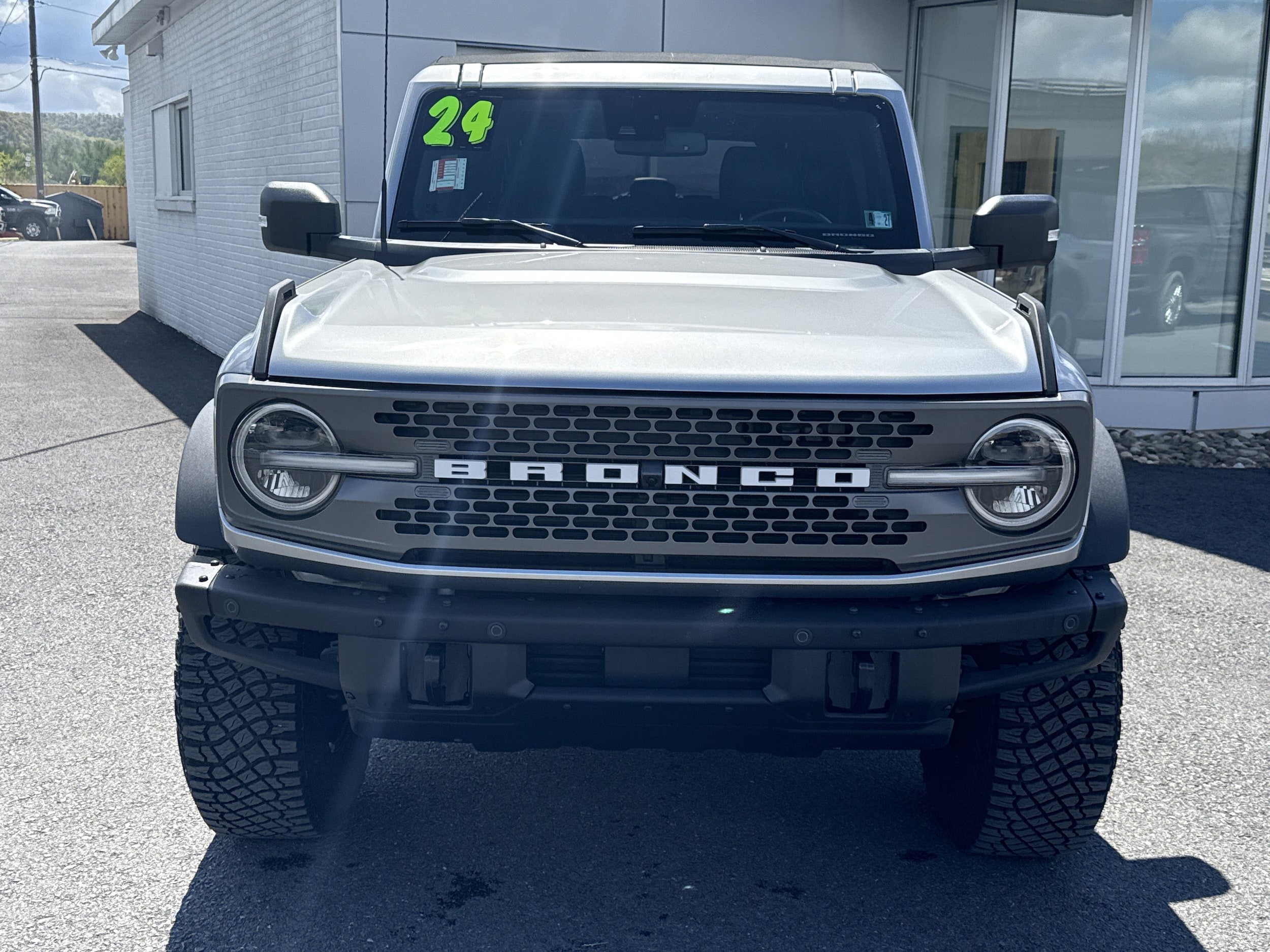 2024 Ford Bronco 4-Door Badlands - Photo 8