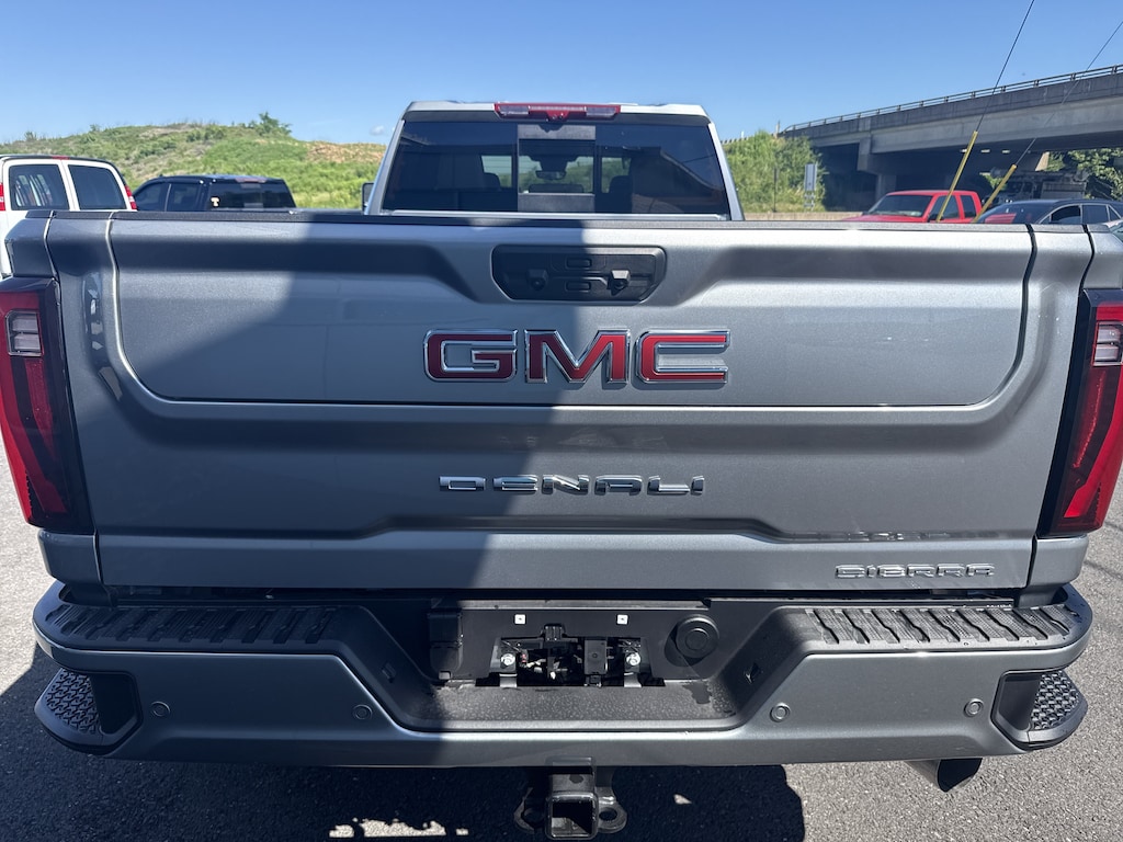 New 2026 GMC Sierra 3500 HD Denali Truck Crew Cab