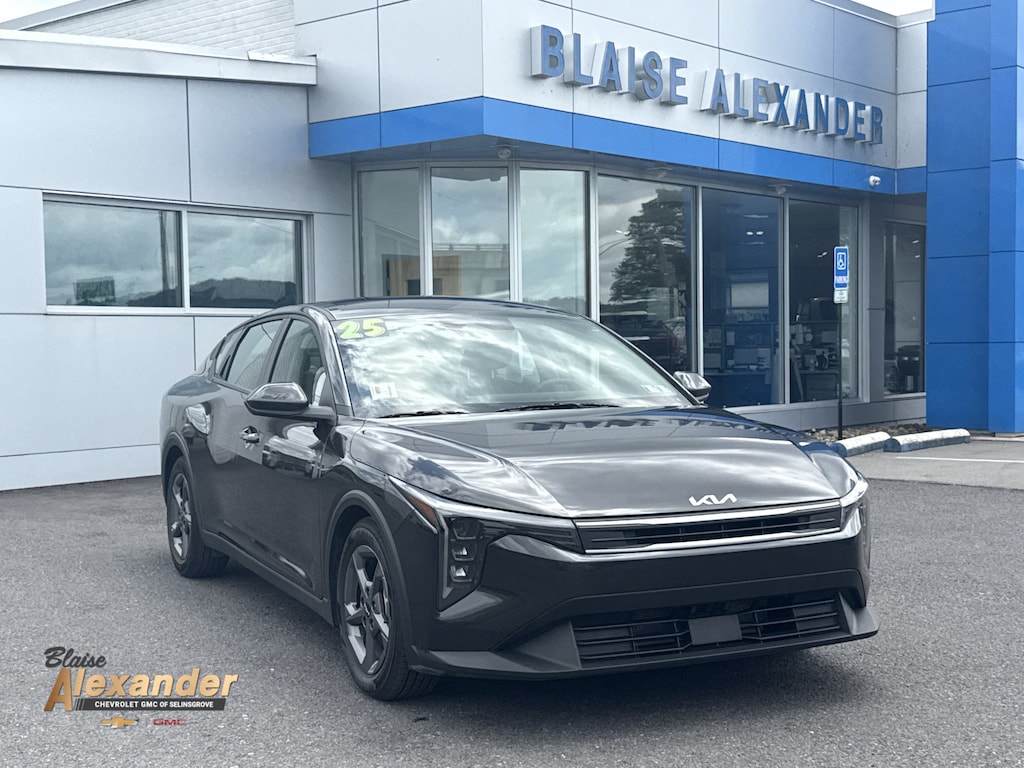 Used 2025 Kia K4 LXS Sedan