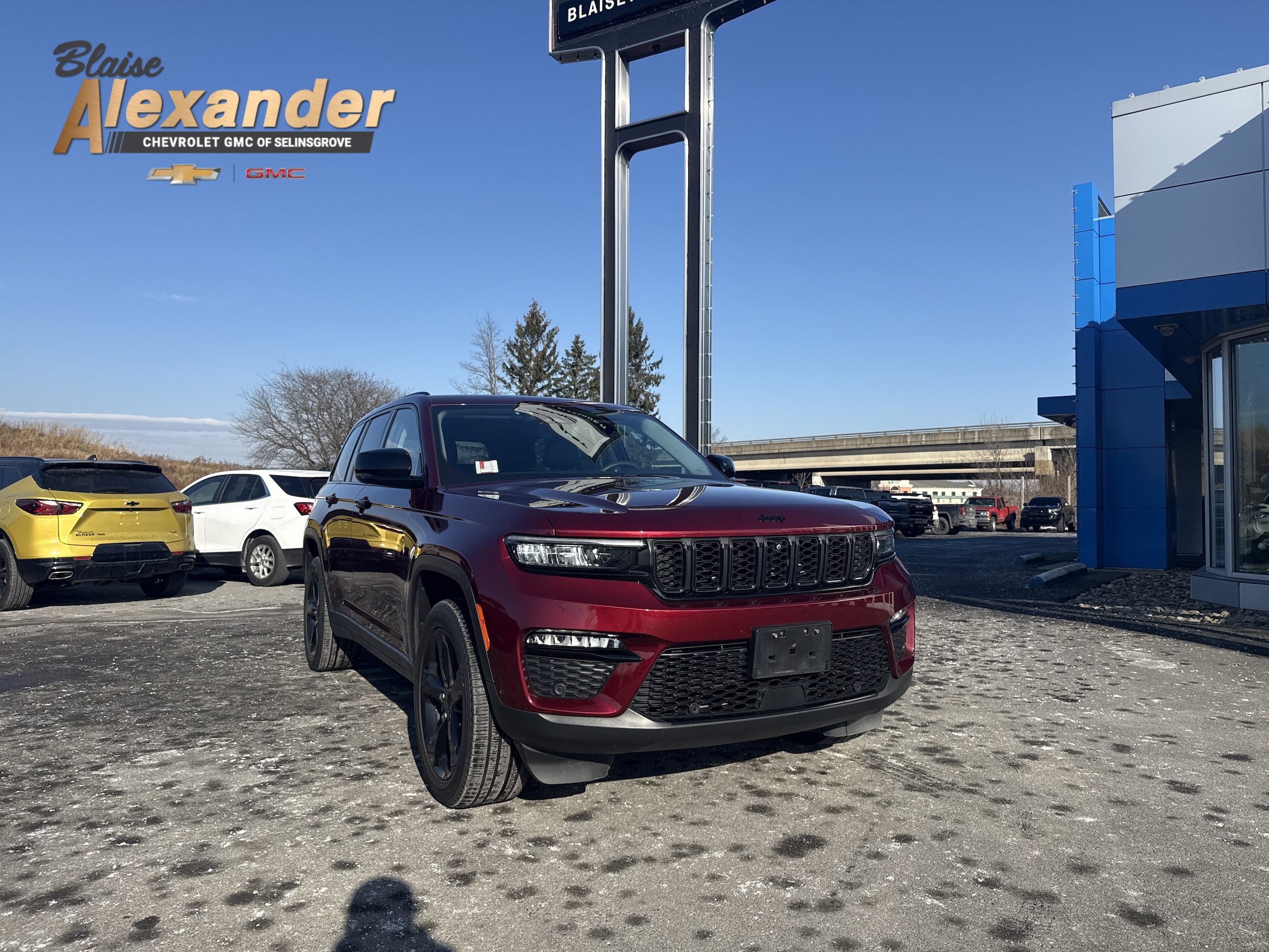 2023 Jeep Grand Cherokee Limited's photo