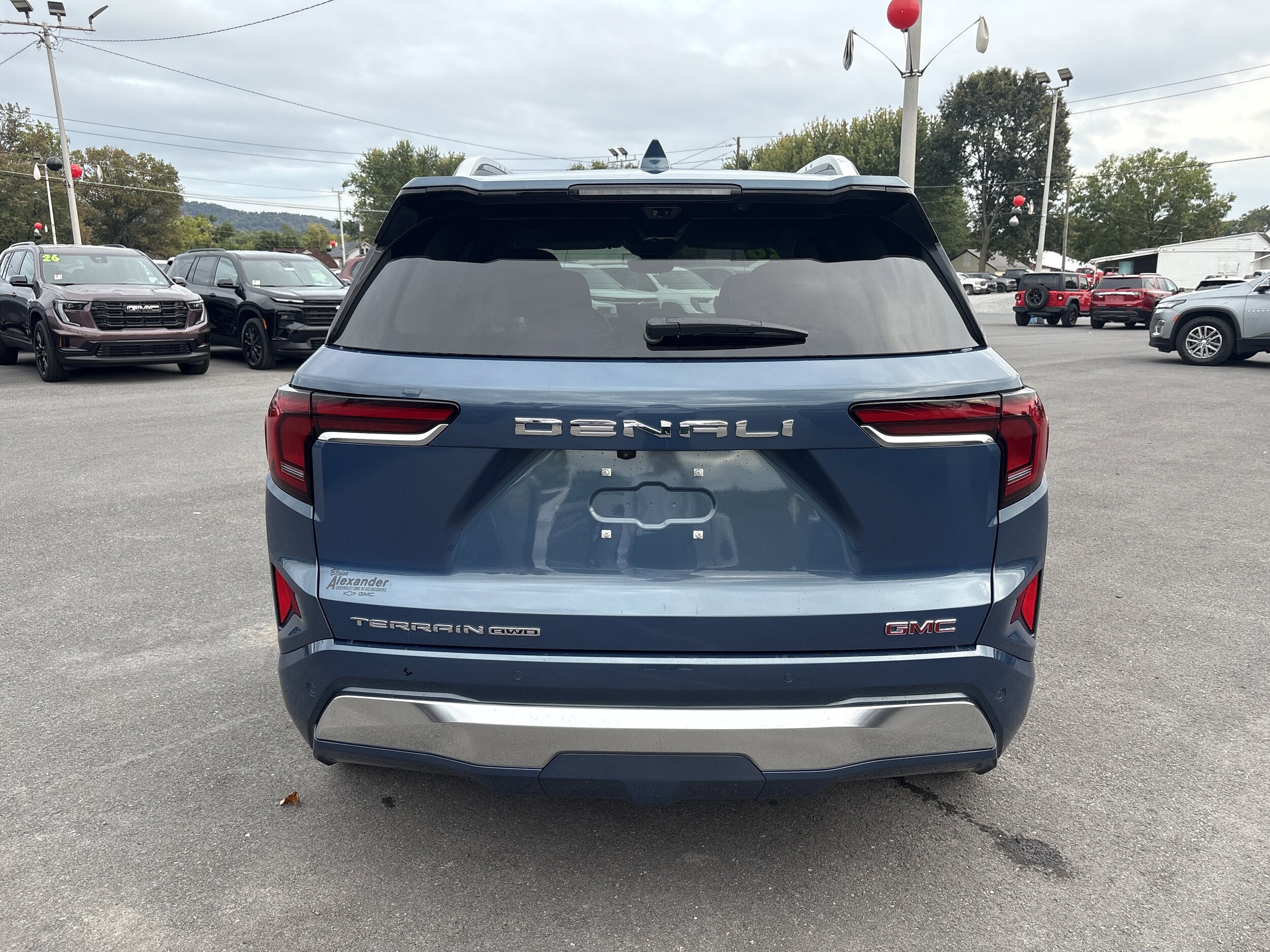 2026 Gmc Terrain Denali photo 3