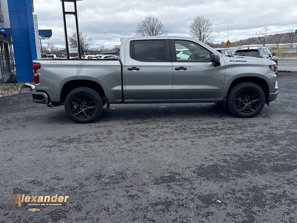 New 2026 Chevrolet Silverado 1500 Custom Truck Crew Cab