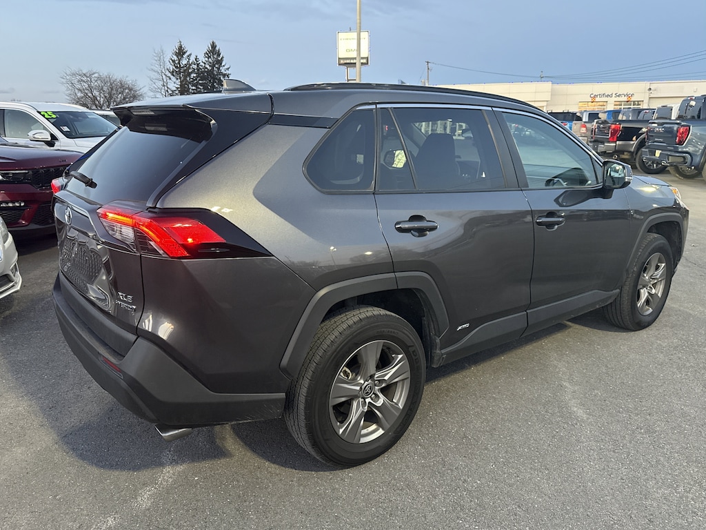 Used 2024 Toyota RAV4 XLE SUV