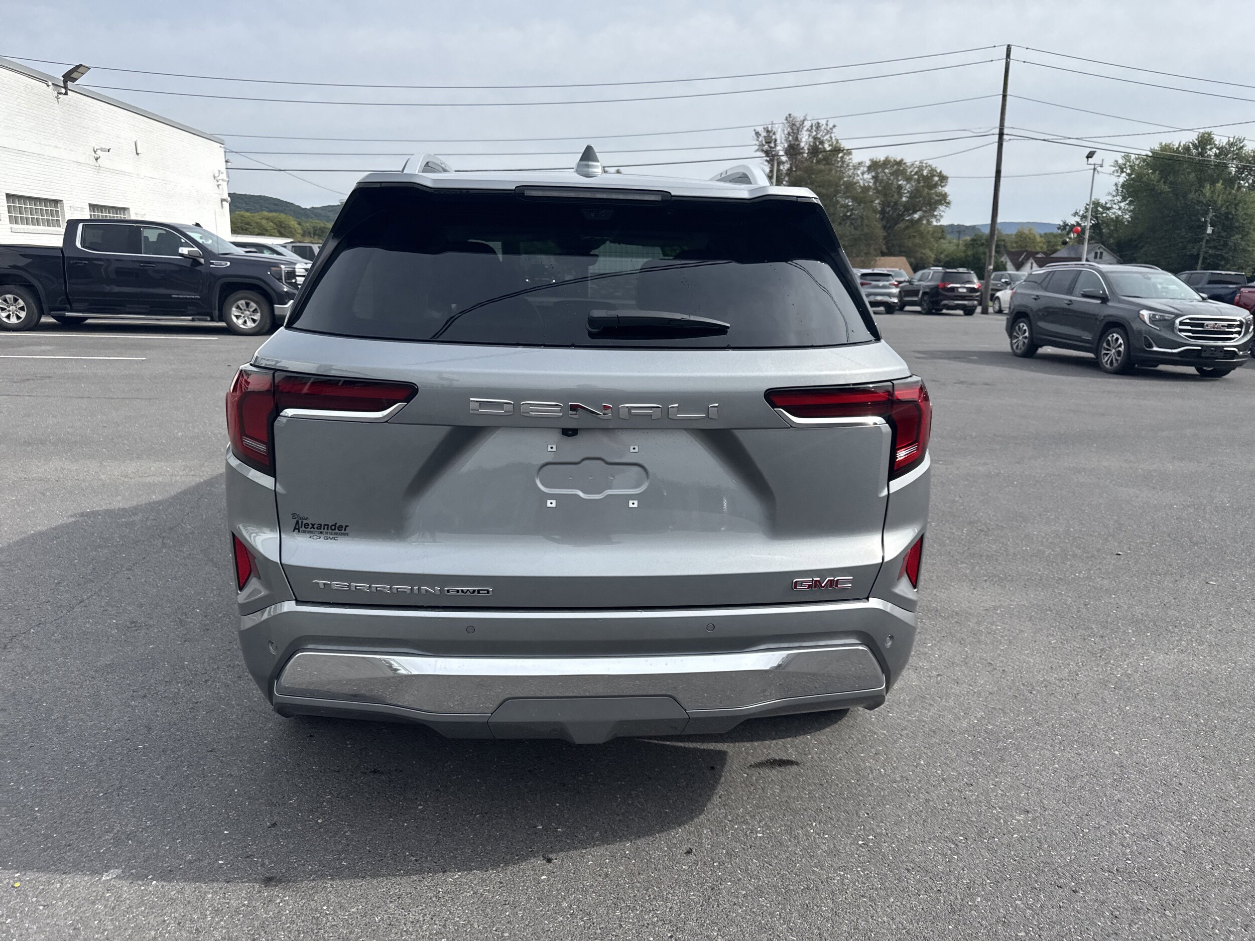 2026 Gmc Terrain Denali photo 4