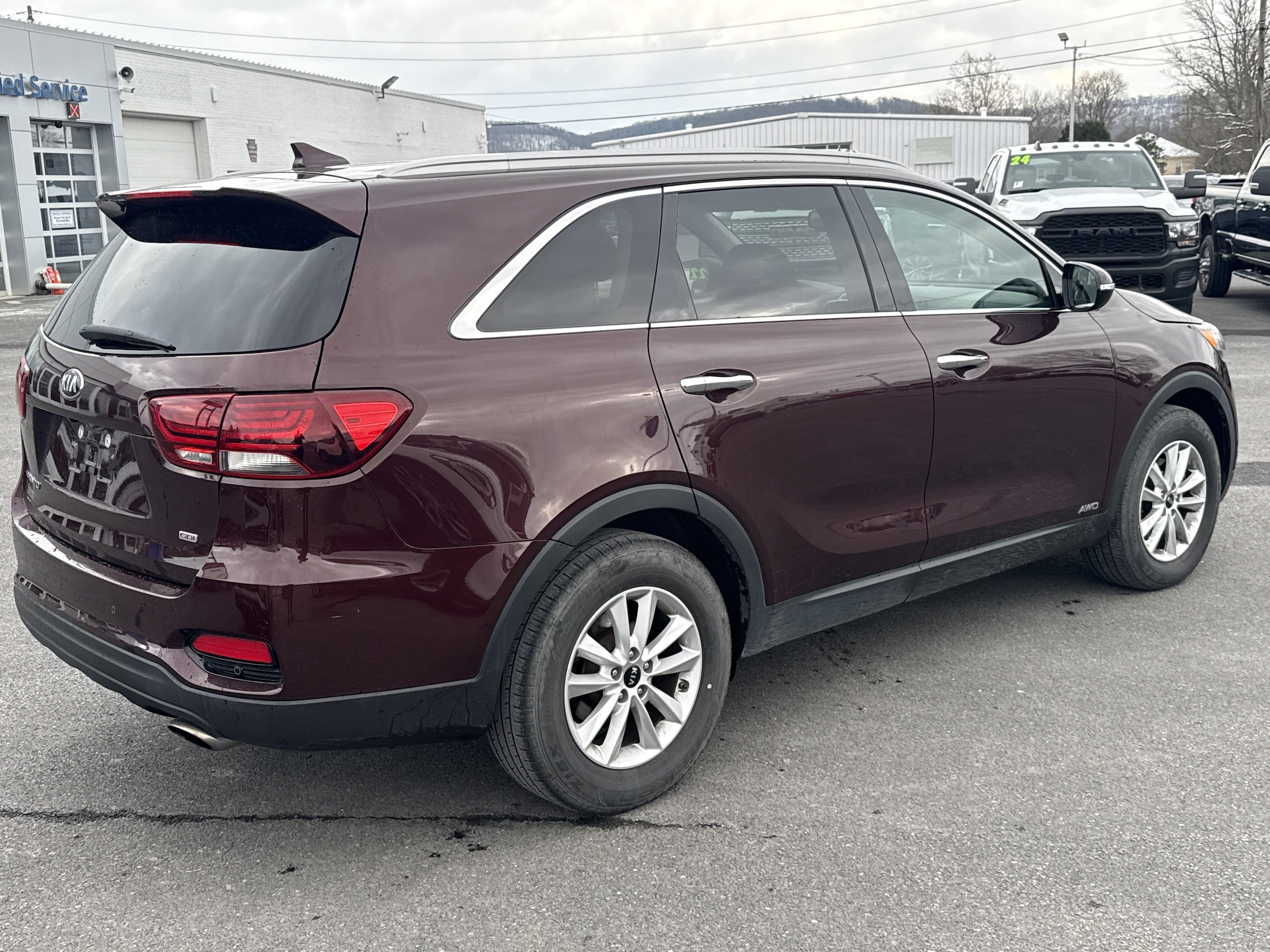 2019 Kia Sorento LX photo 3