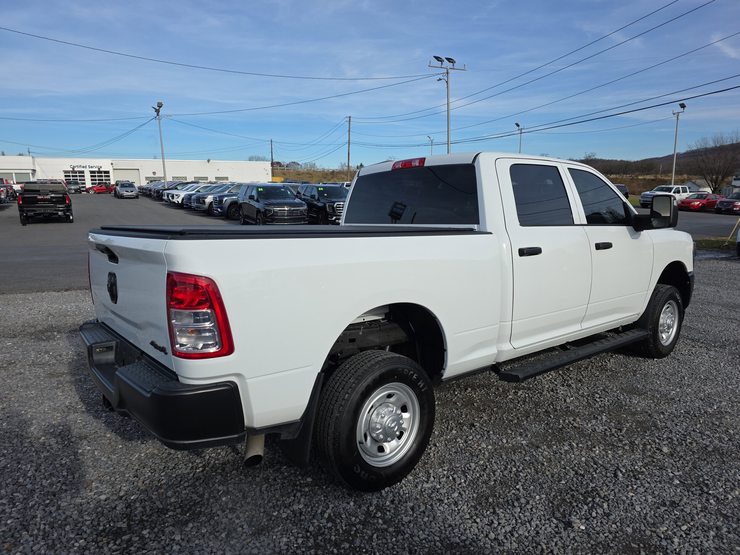 2024 Ram 2500 Tradesman photo 3