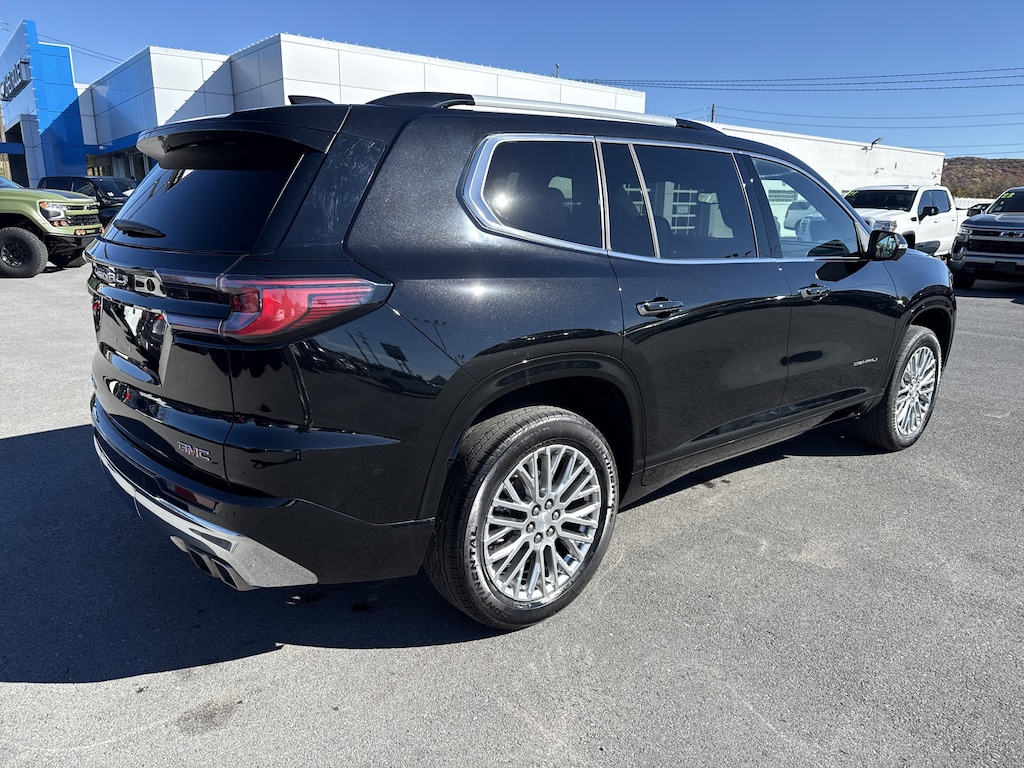 Used 2025 GMC Acadia Denali SUV