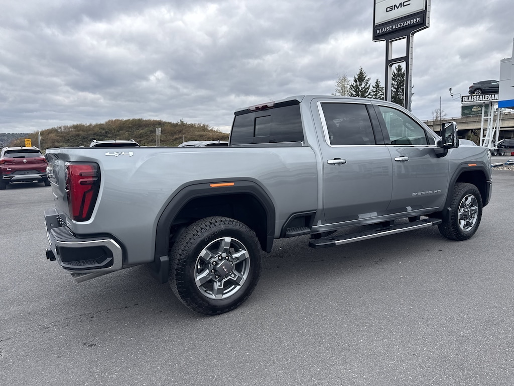 New 2026 GMC Sierra 2500 HD SLT Truck Crew Cab