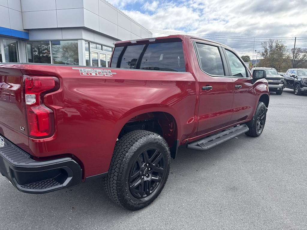 New 2026 Chevrolet Silverado 1500 LT Trail Boss Truck Crew Cab