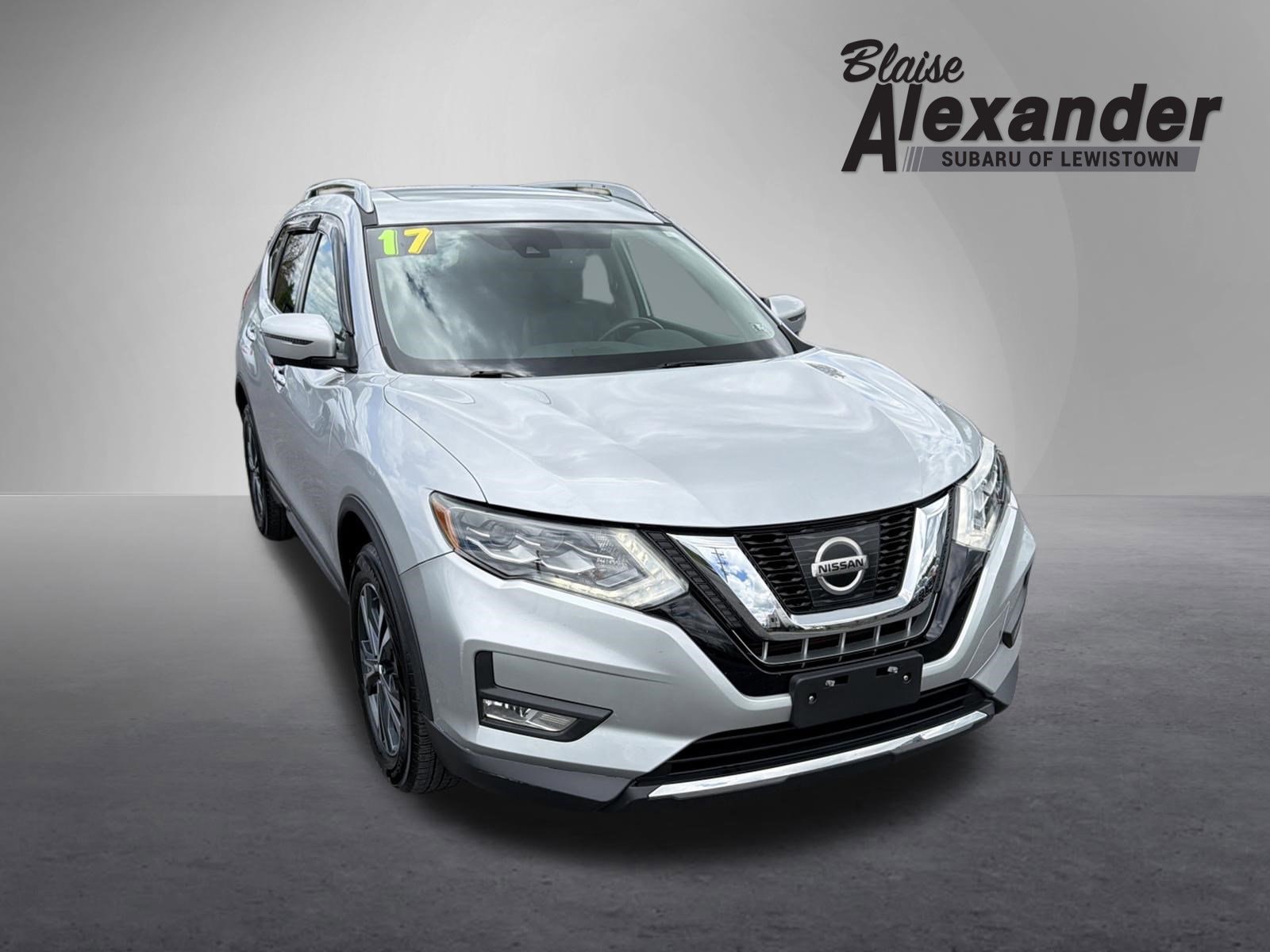 2017 Nissan Rogue SL AWD's photo