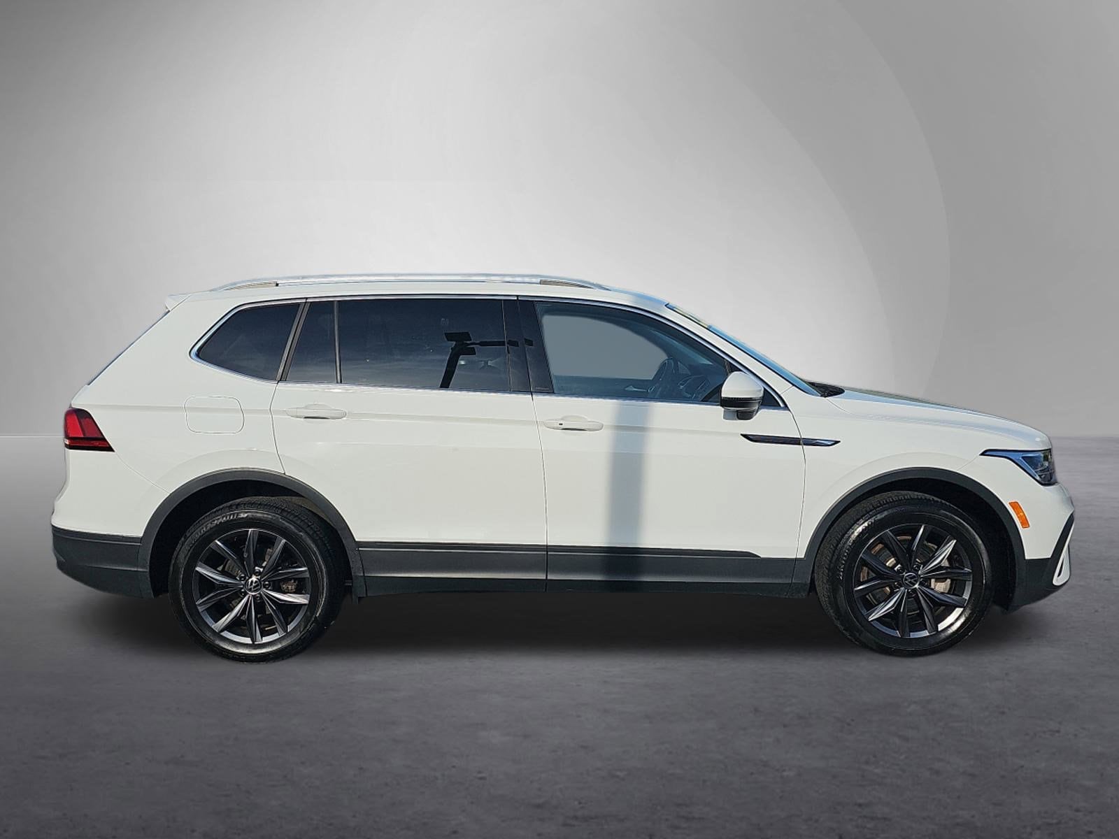 Used 2022 Volkswagen Tiguan SE with VIN 3VV2B7AX8NM114728 for sale in Burnham, PA