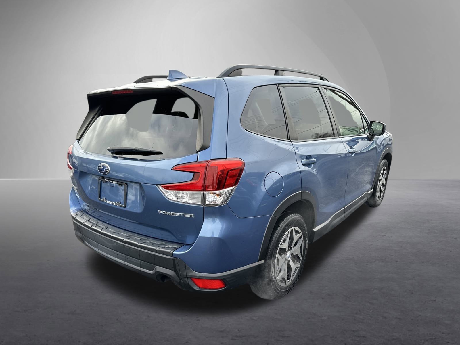 2019 Subaru Forester Premium photo 3
