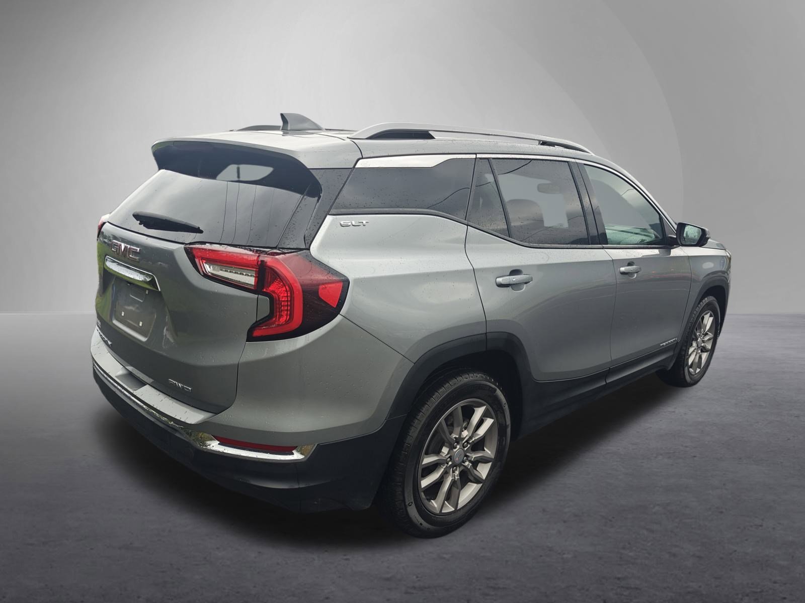 2024 Gmc Terrain SLT photo 3
