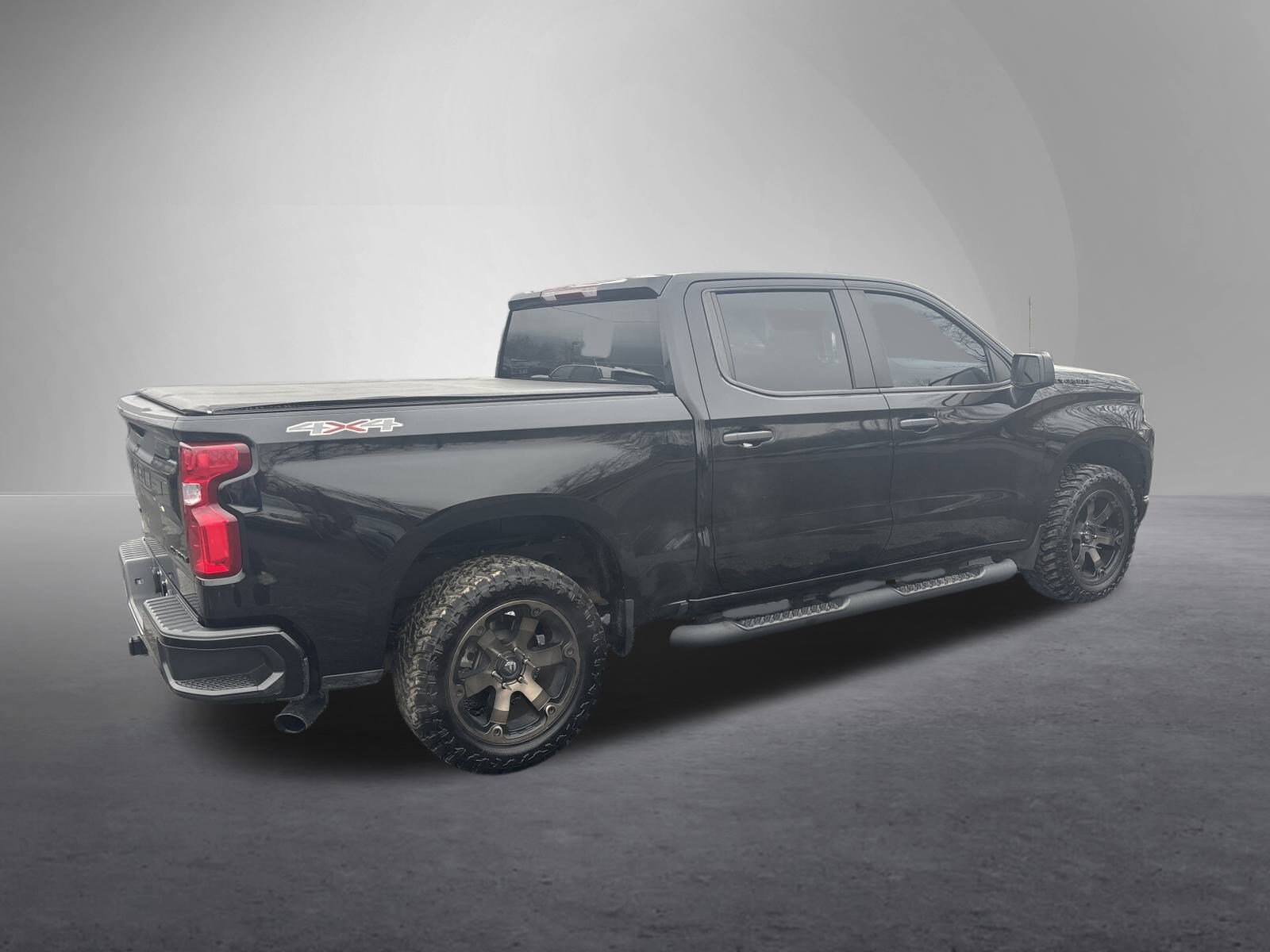2021 Chevrolet Silverado 1500 Custom photo 3