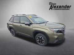 2025 Subaru Forester Premium SUV