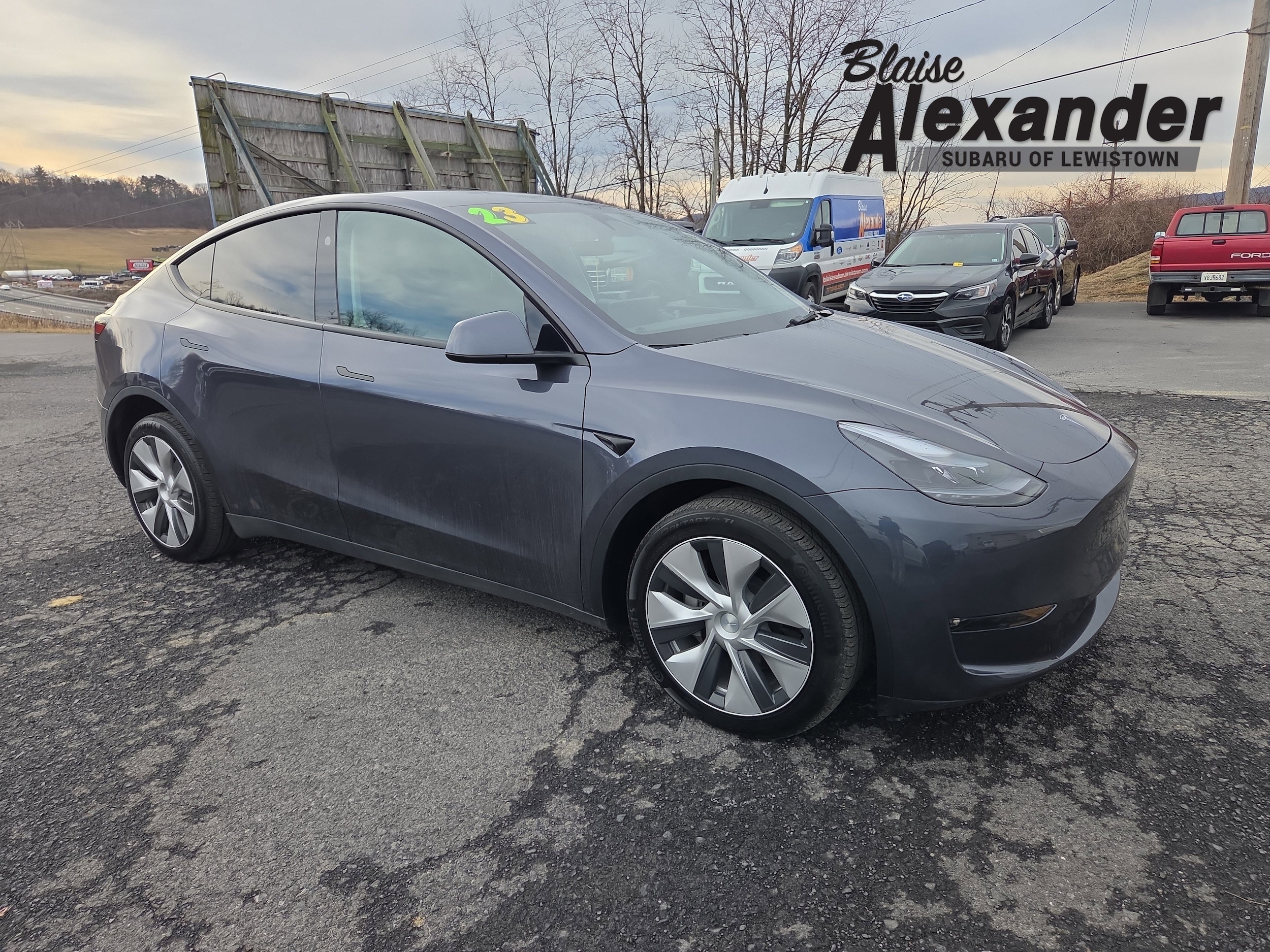 2023 Tesla Model Y Long Range's photo