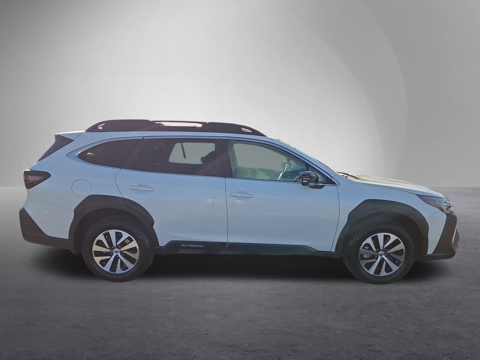 2023 Subaru Outback Premium photo 2