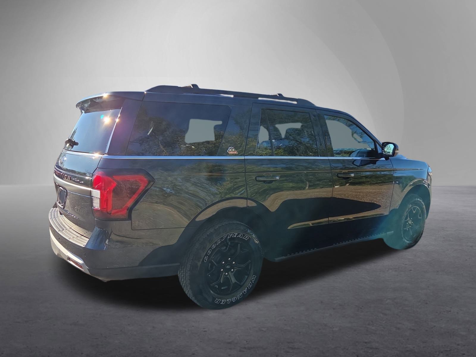 2023 Ford Expedition Timberline photo 3