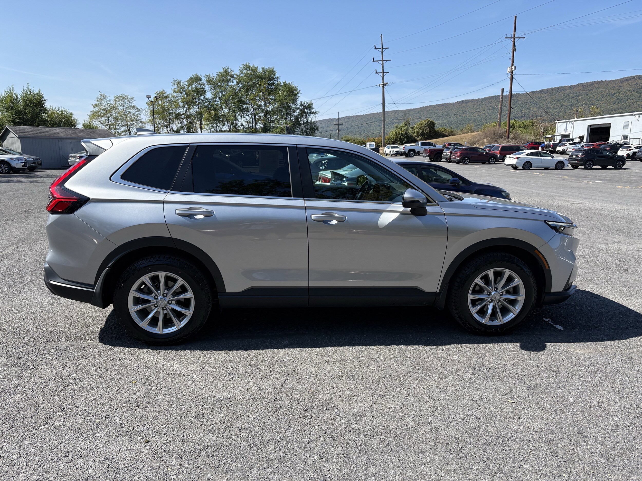 2024 Honda CR-V EX-L photo 2