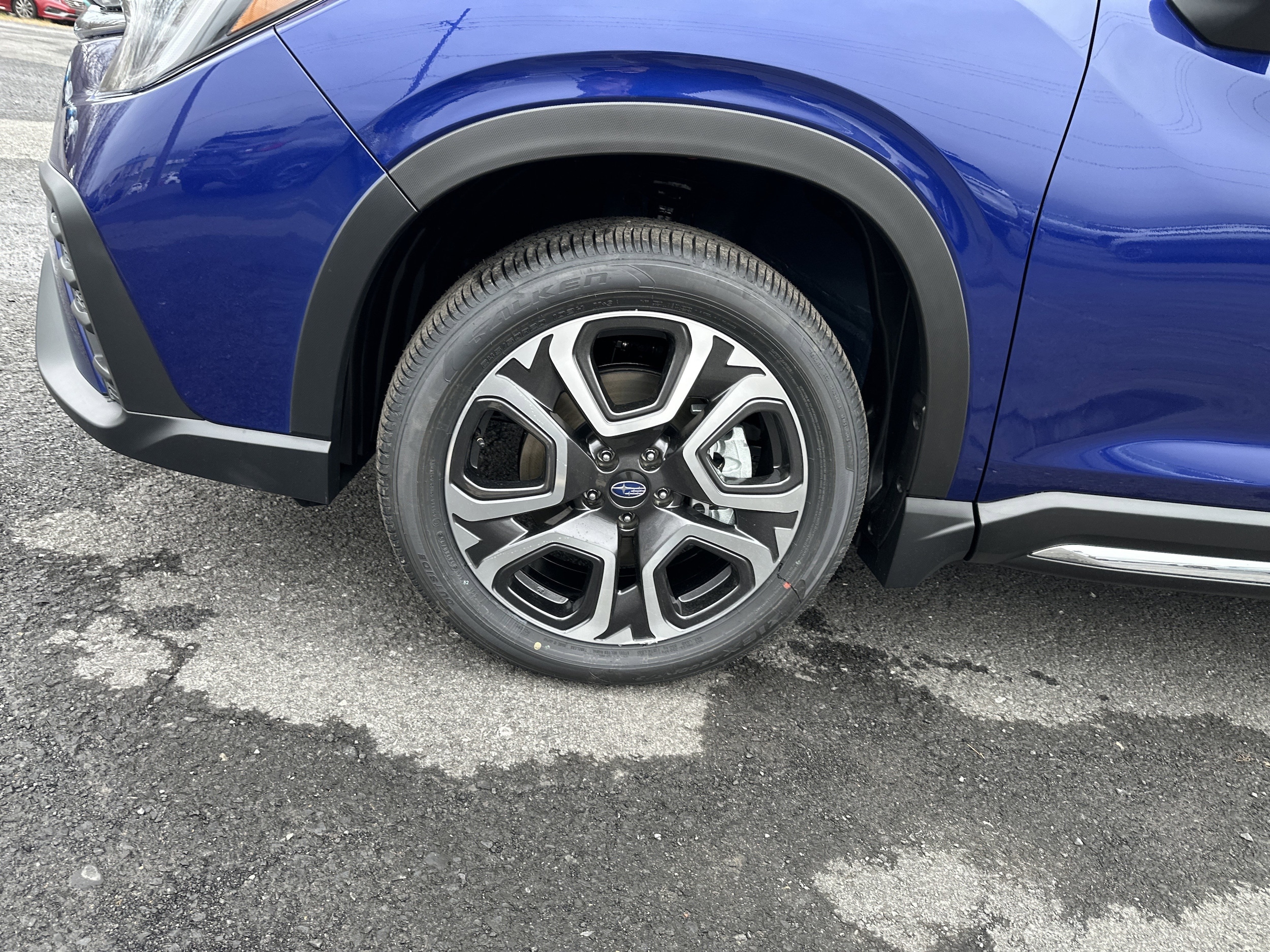 2026 Subaru Ascent Limited - Photo 11