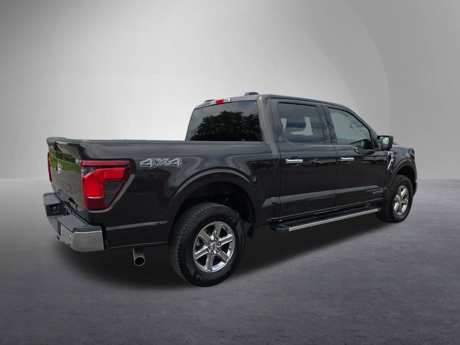 2024 Ford F-150 XLT photo 3
