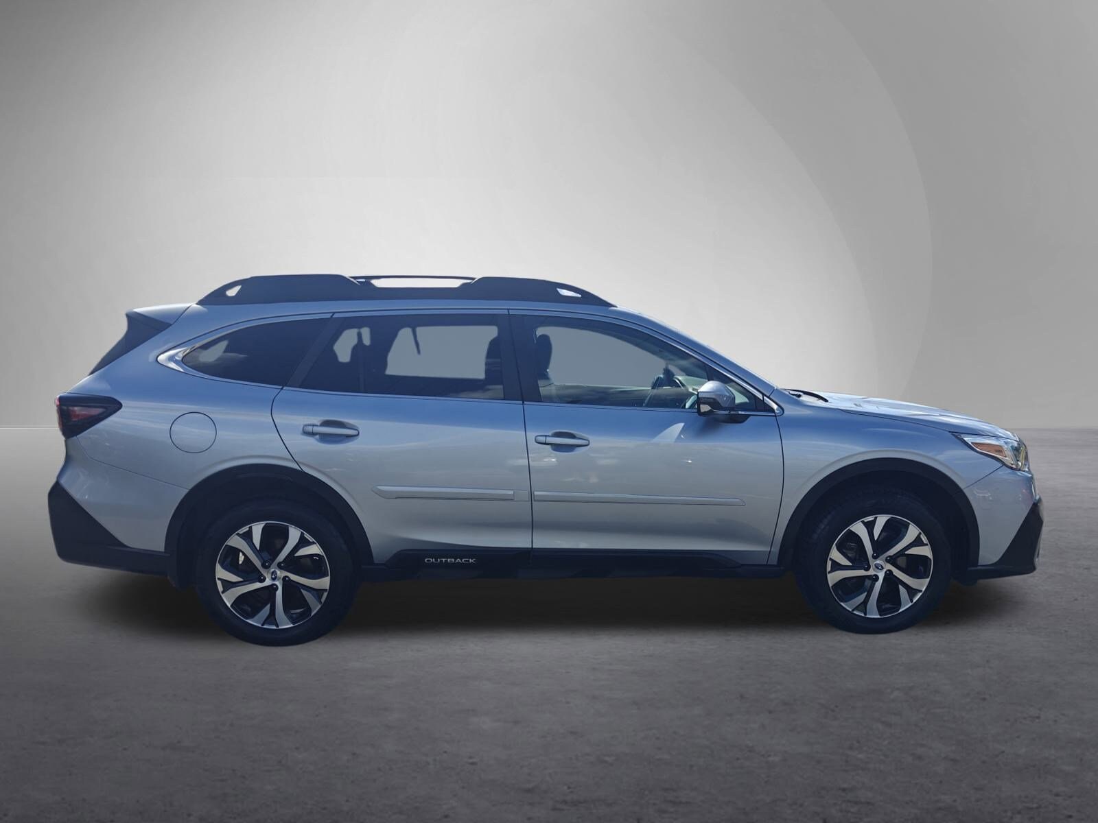 2021 Subaru Outback Limited XT photo 2